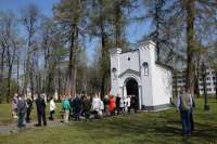 Kunigaikščio Mykolo Oginskio pagerbimas prie Aušros Vartų Marijos koplyčios - Oginskių mauzoliejaus Rietave